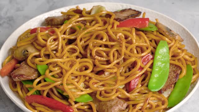 How to Make The Best Beef Steak Lo Mein Khin's Kitchen