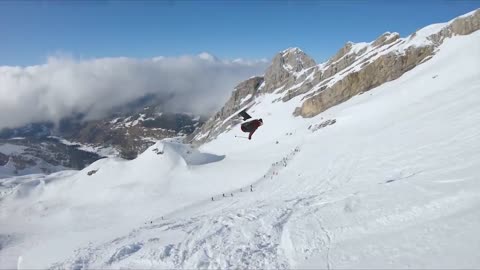 Candide Thovex - A bit of skiing