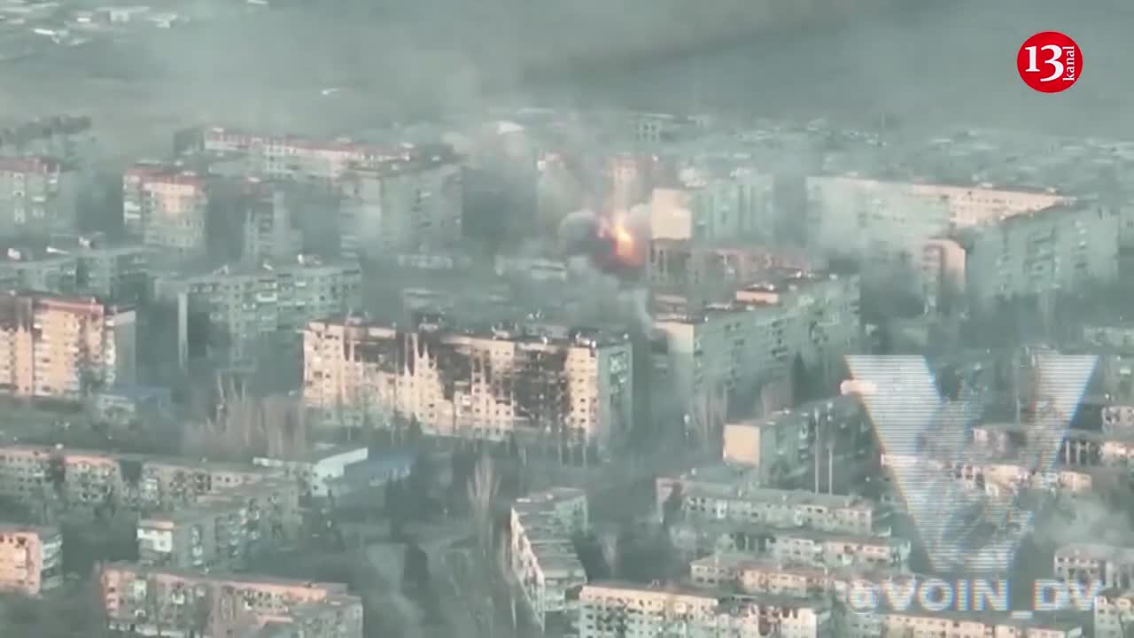 Russian army subjects Ugledar to continuous STRIKES with "TOS-1A" heavy flame thrower systems