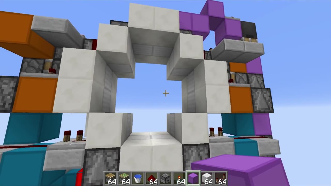MINECRAFT CHALLENGE: Making a CIRCULAR PISTON DOOR!