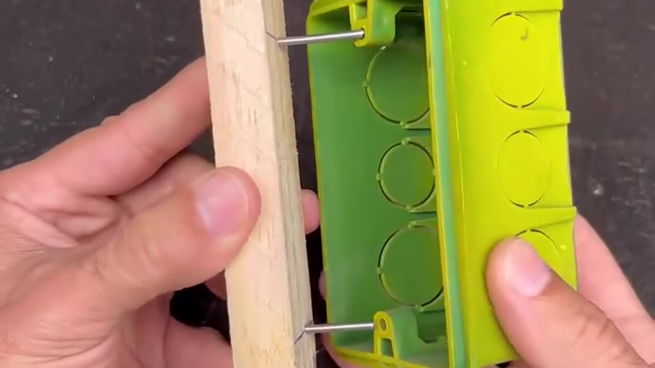 how to level an electrical box