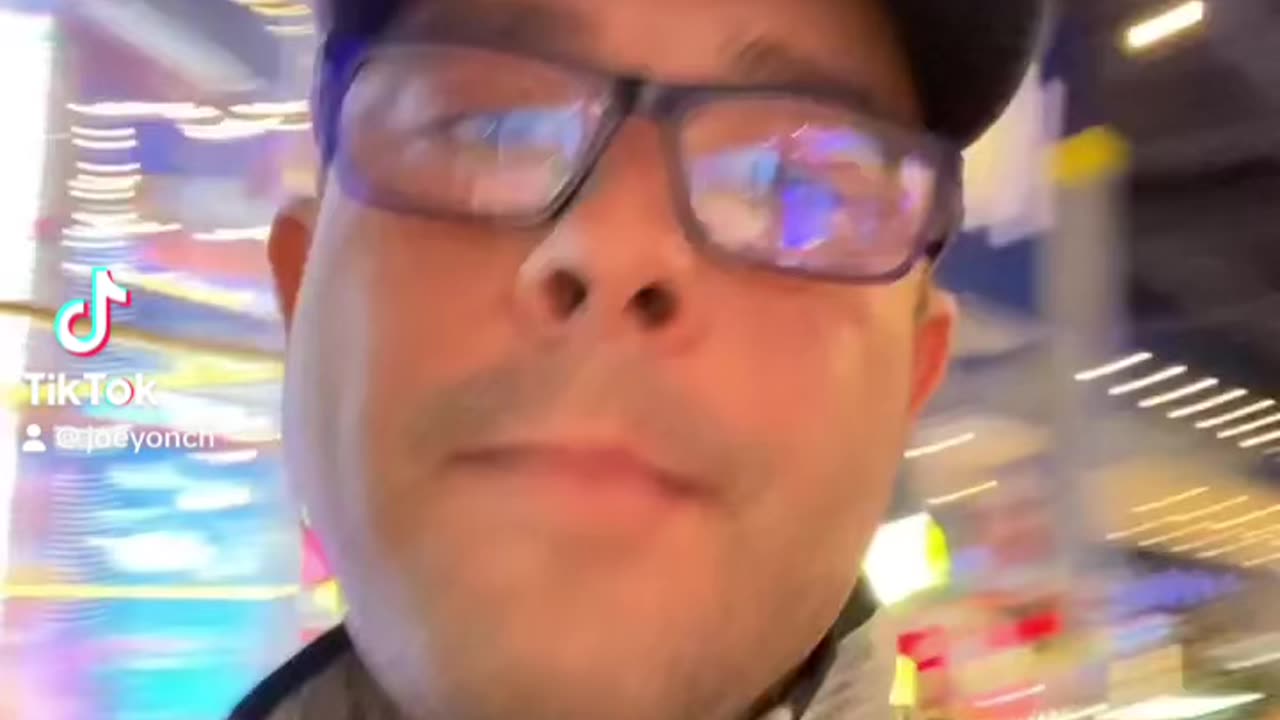 Catching Mexicans at Main Event