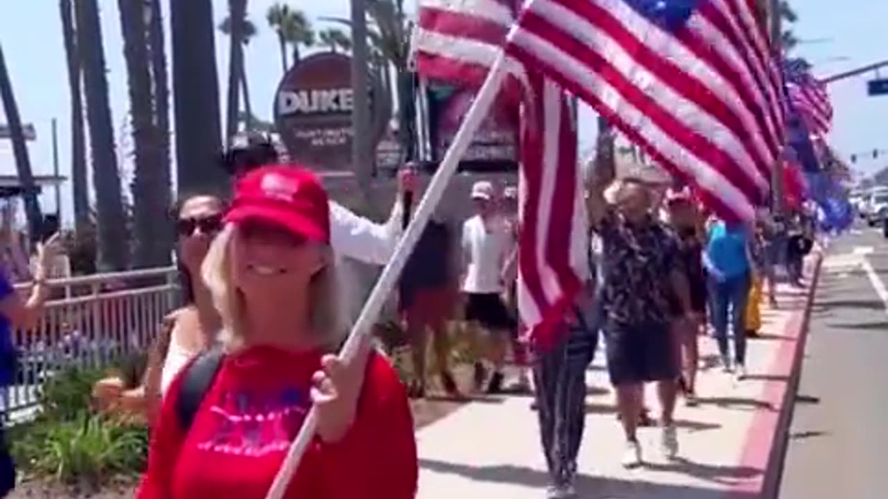 AMERICA KNOWS WHAT TIME IT IS!!!🇺🇸🥳🥳