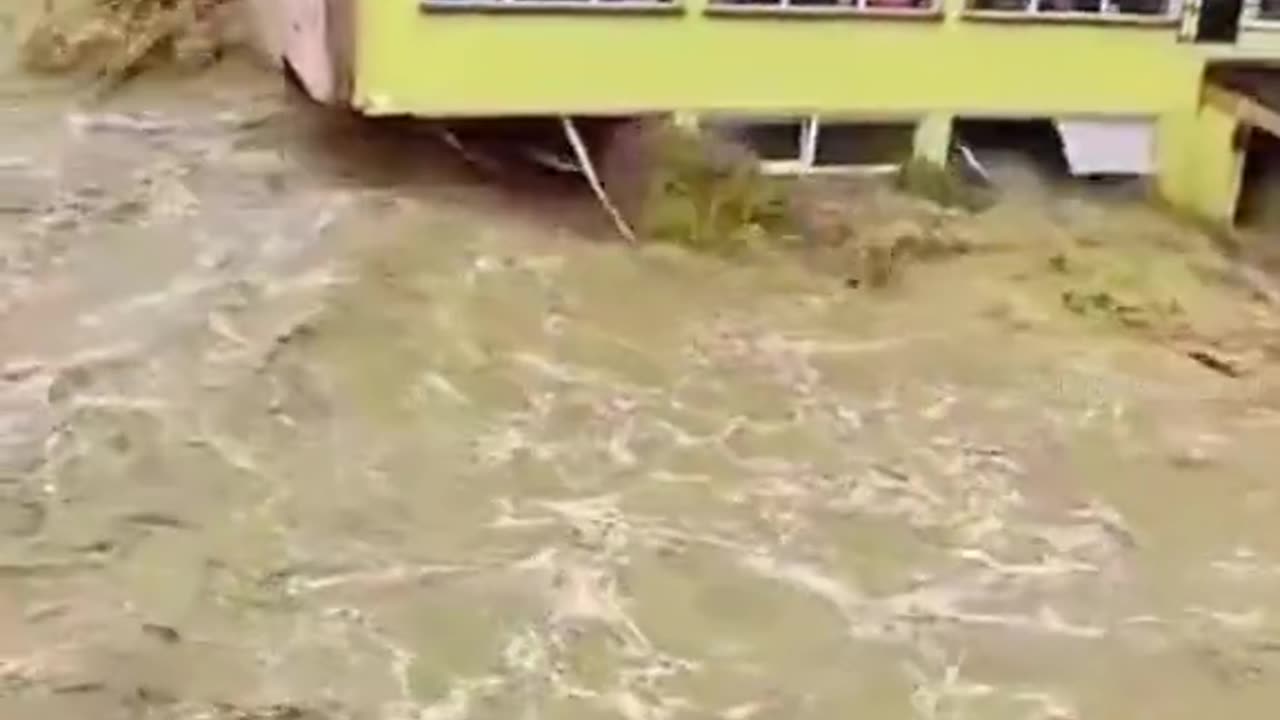 FLOODING CHAOS Hurricane Helene Florida