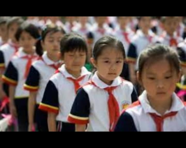 Chinese province lifts limits on family size