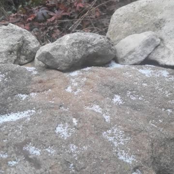 First snow on the rocks