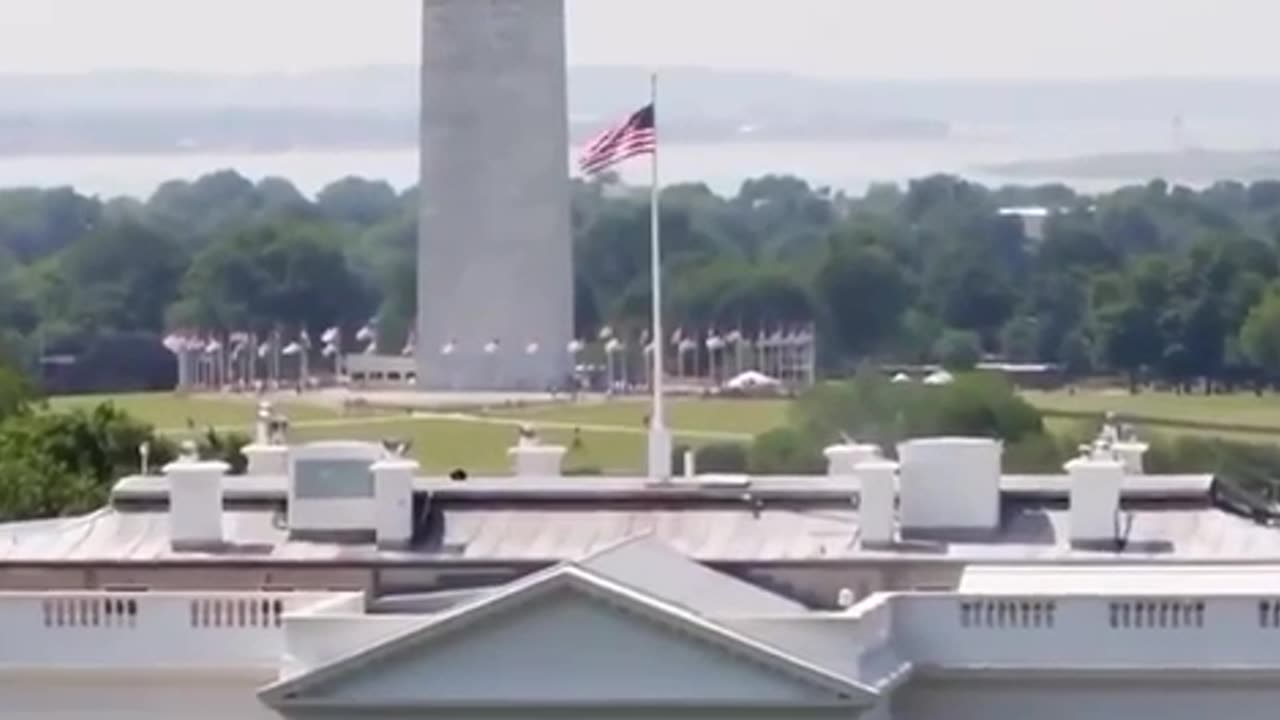 How To Steal The World’s Most Powerful Republic