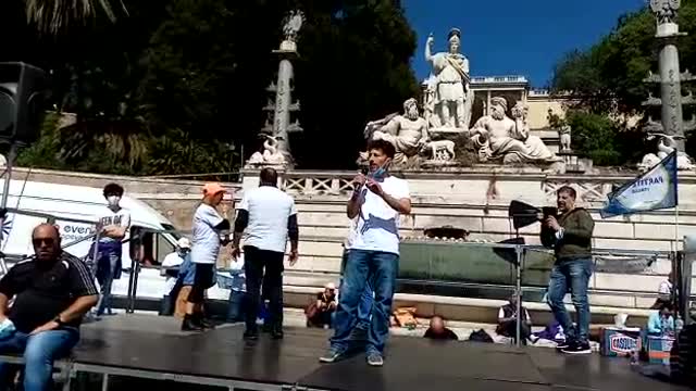 04/05/2021 Roma piazza San Giovanni La prima volta non si scorda mai