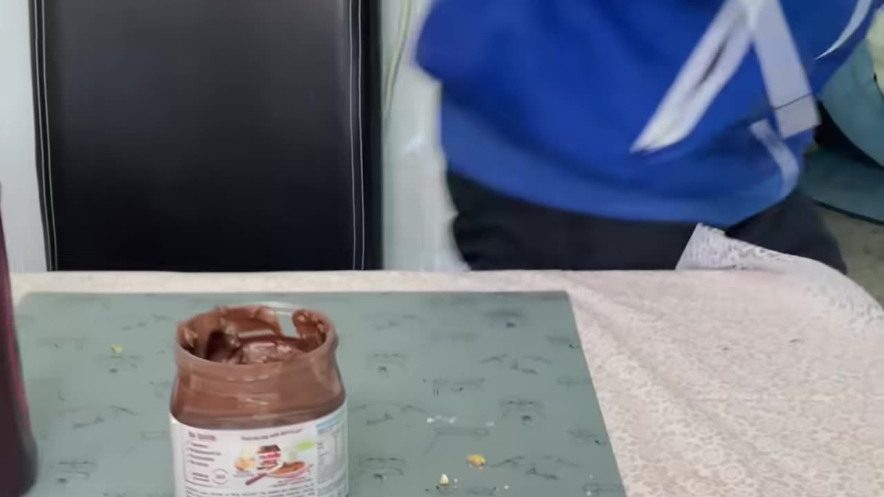 MINGWEIROCKS - The FASTEST way to make FERRERO ROCHER! 🥟 #shorts