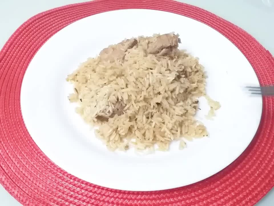 Almoço feito em uma panela só. Arroz com suan simplesmente fácil e delicioso!