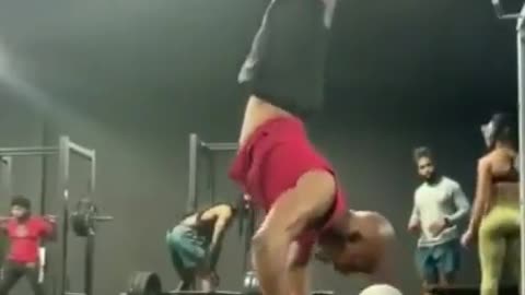 Funny people, incredible athlete does crazy pushups at a weird angle, very strong