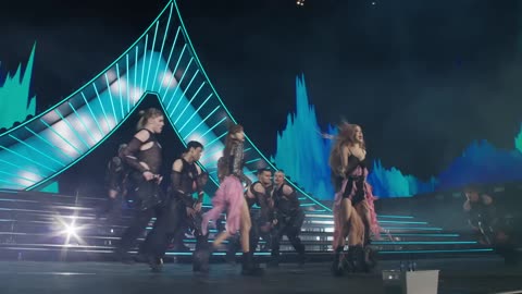 BLACKPINK - ‘Pretty Savage’ Live at Coachella 2023