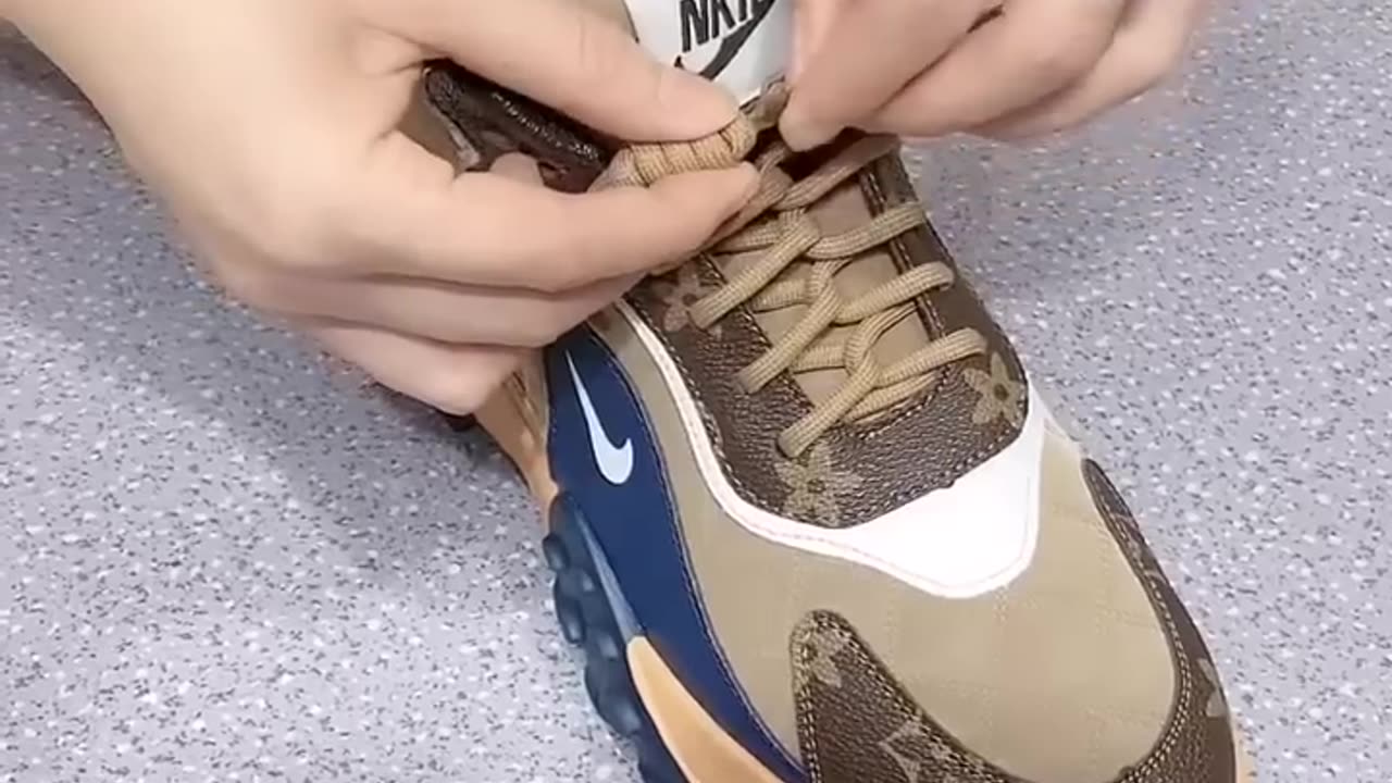 how to tie the shoelace