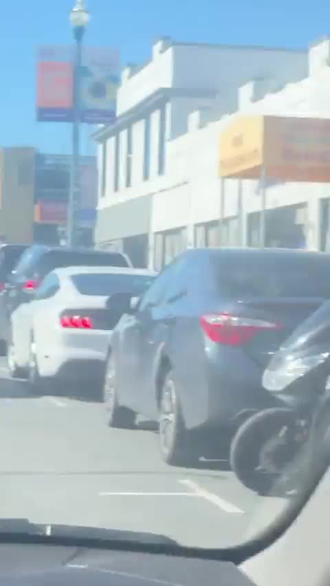 Meanwhile in #Weimerica