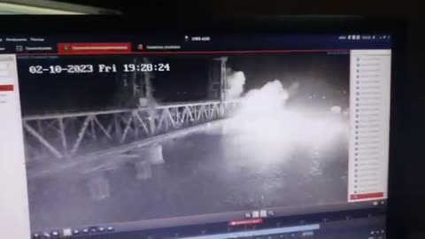 Russia damaged a Ukrainian bridge with a underwater drone