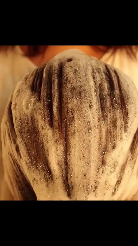 【ASMR】Shampoo with scalp massage brush
