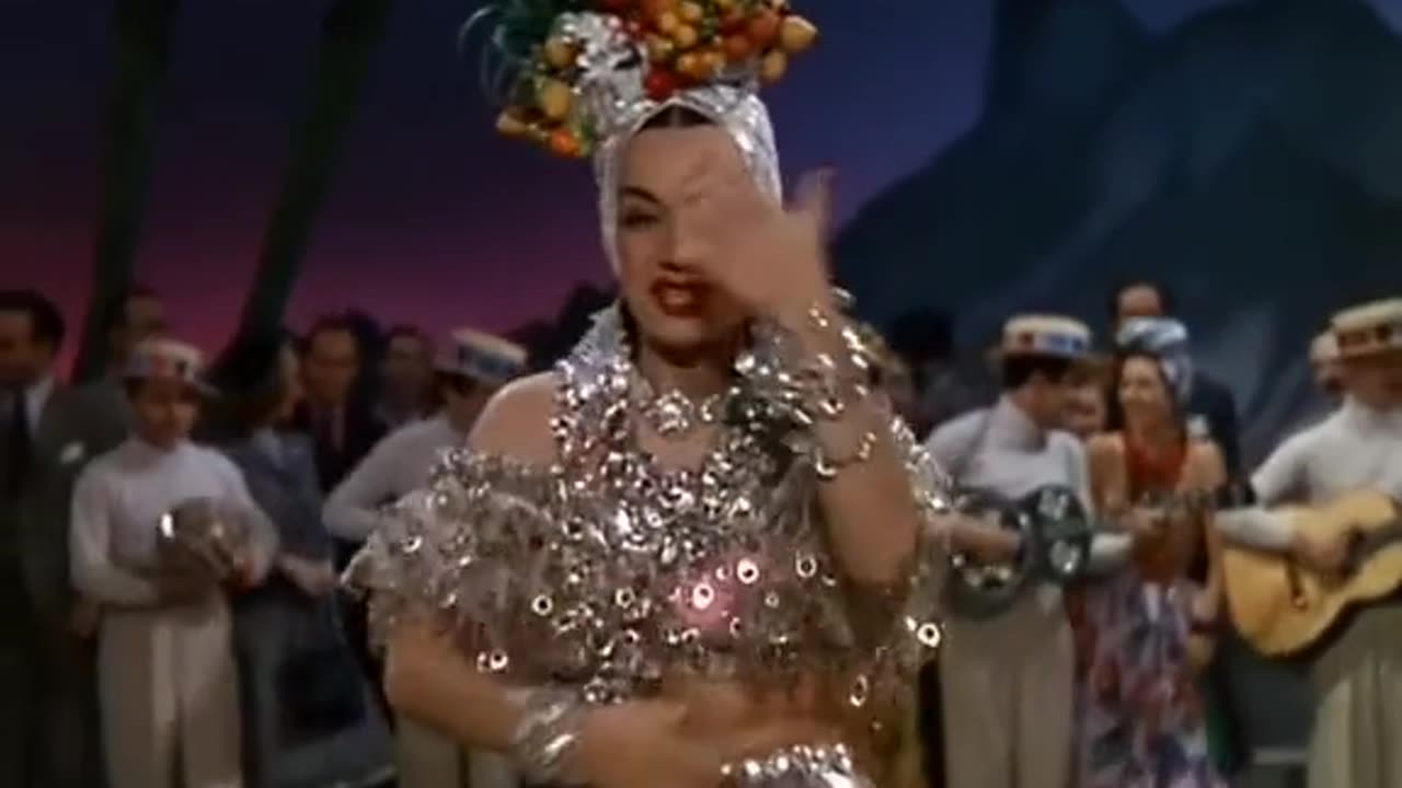 Chica Chica Boom Chic - 1941 - Carmen Miranda