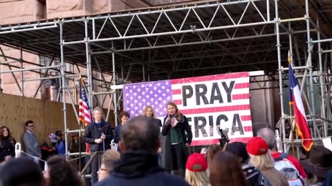 Pray for America in Austin, TX - Treniss Evans and Lara Logan