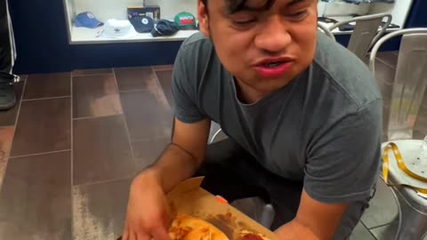 Eat whole piza
