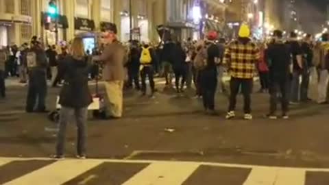 12-12-20 OUTSIDE HARRY'S BAR IN DC