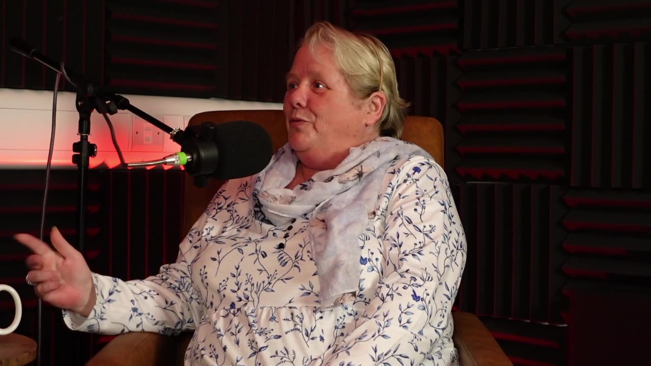 Episode 9 - Chatting with Rhonda