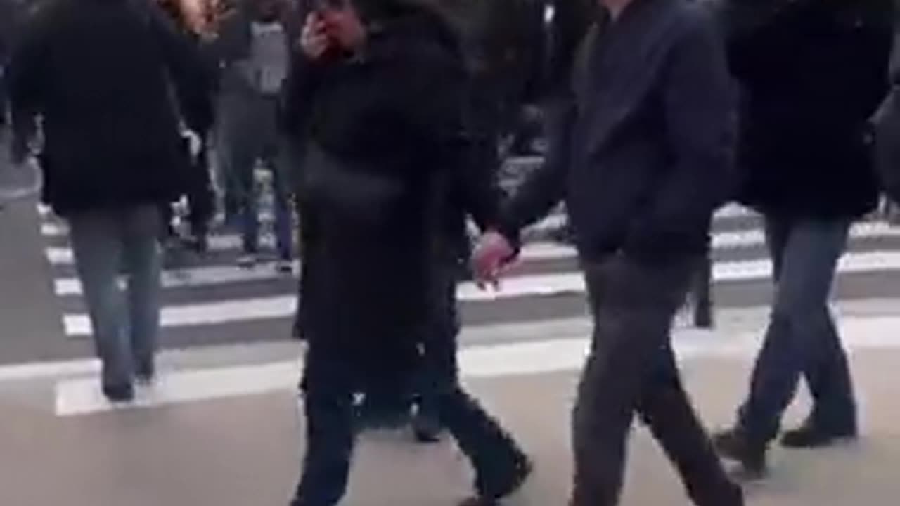 Χαμός στο Παρίσι!