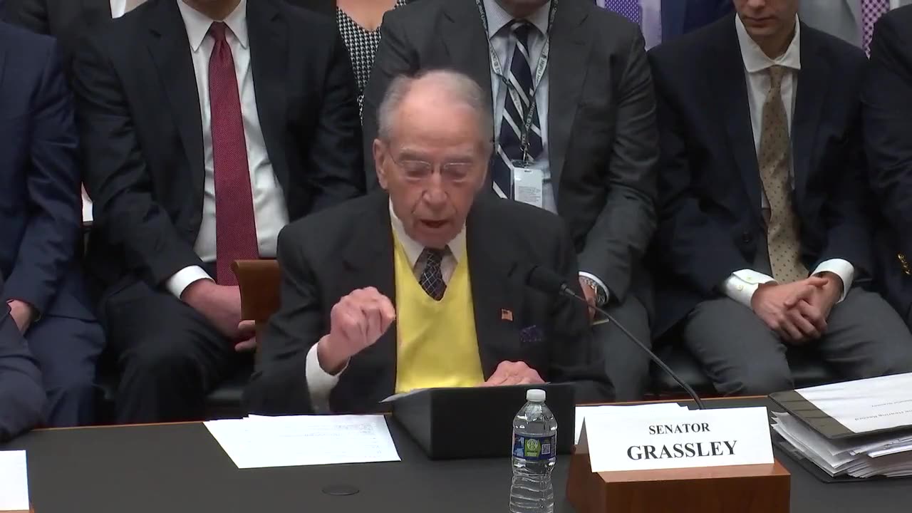 Senator Chuck Grassley (Check Description)