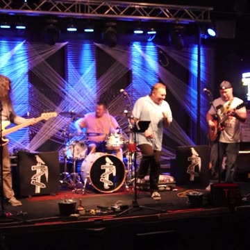 Swamp Water Boogie sings Black Sabbath's song War Pigs at Short Branch Saloon.