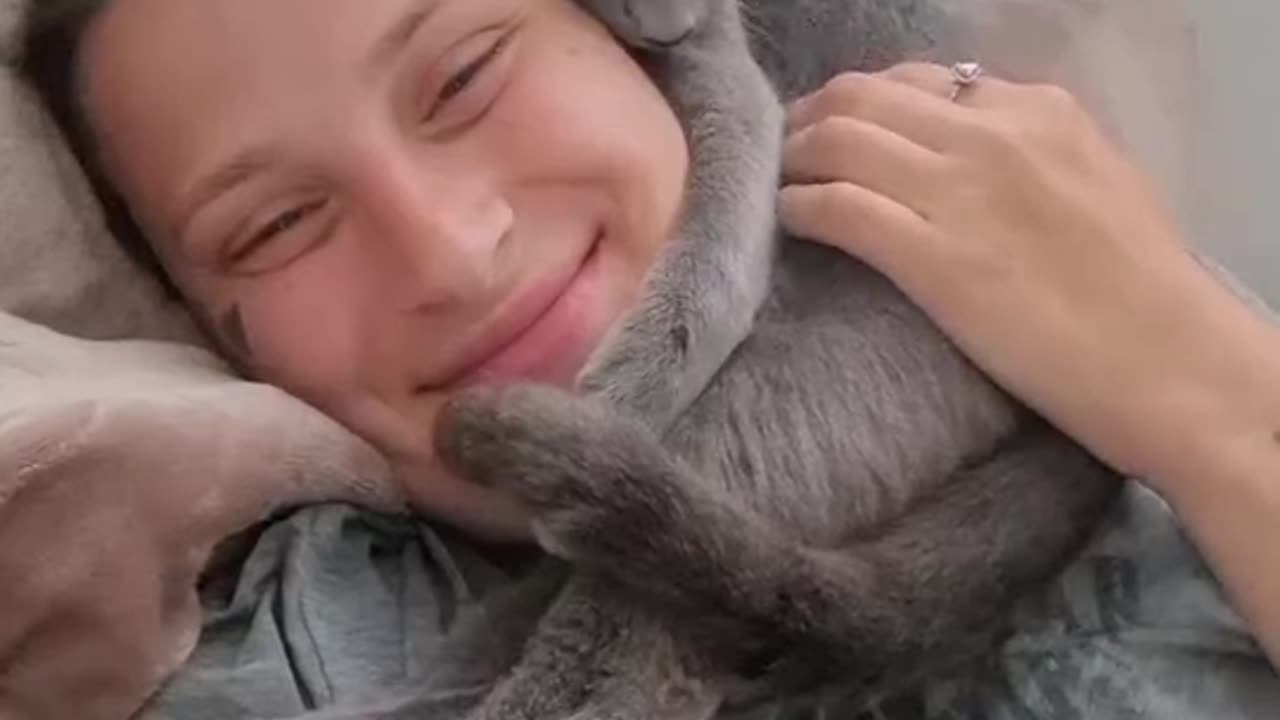 Cuddly Kitten's Headlock of Love