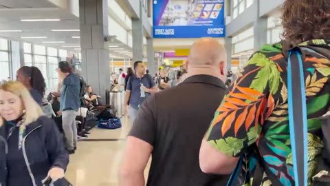 Alex Jones CONFRONTS the Murderous Dr. Francis Collins at the Airport.