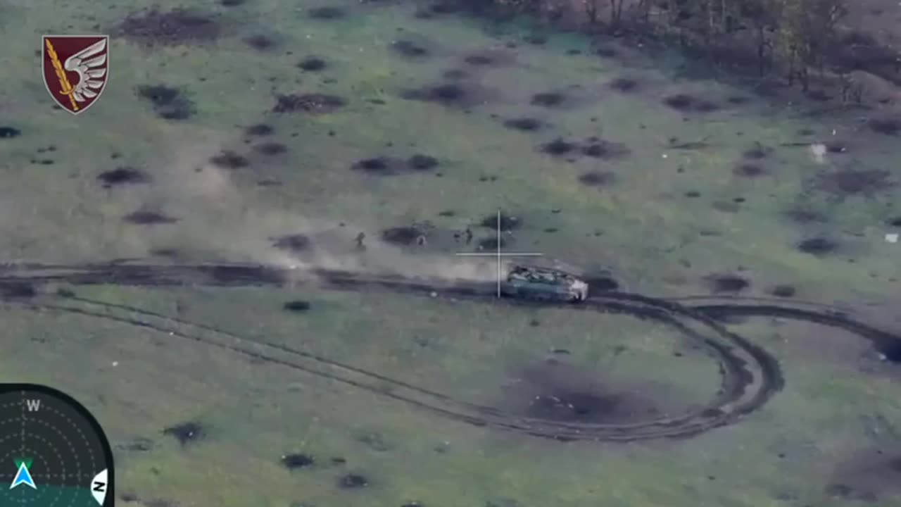 Russian Troops Storm a Ukrainian Trench West of Novomikhailovka