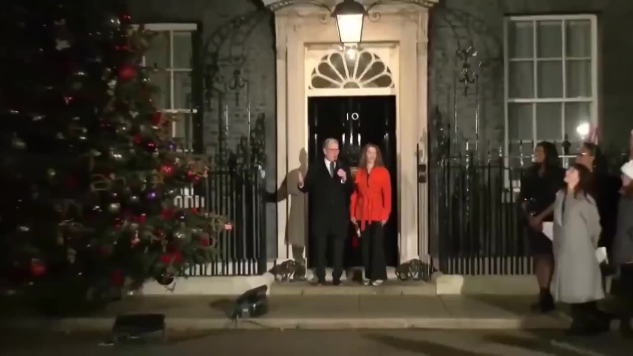 Keir Starmer Switches on 10 Downing Street Christmas Tree Lights