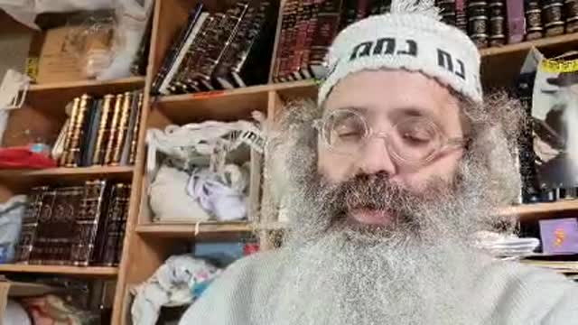 המדיר הנאה לחתנו והוא רוצה לתת לבתו מעות אומר לה הרי המעות האלו נתונ- שיר נ נח משנה מסכת נדרים דף פח