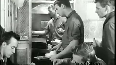 US Navy USS Saufley DD465 1952 Living Conditions