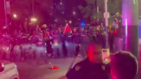Police officers move in on pro-Palestinian protest in Tucson’s University of Arizona campus