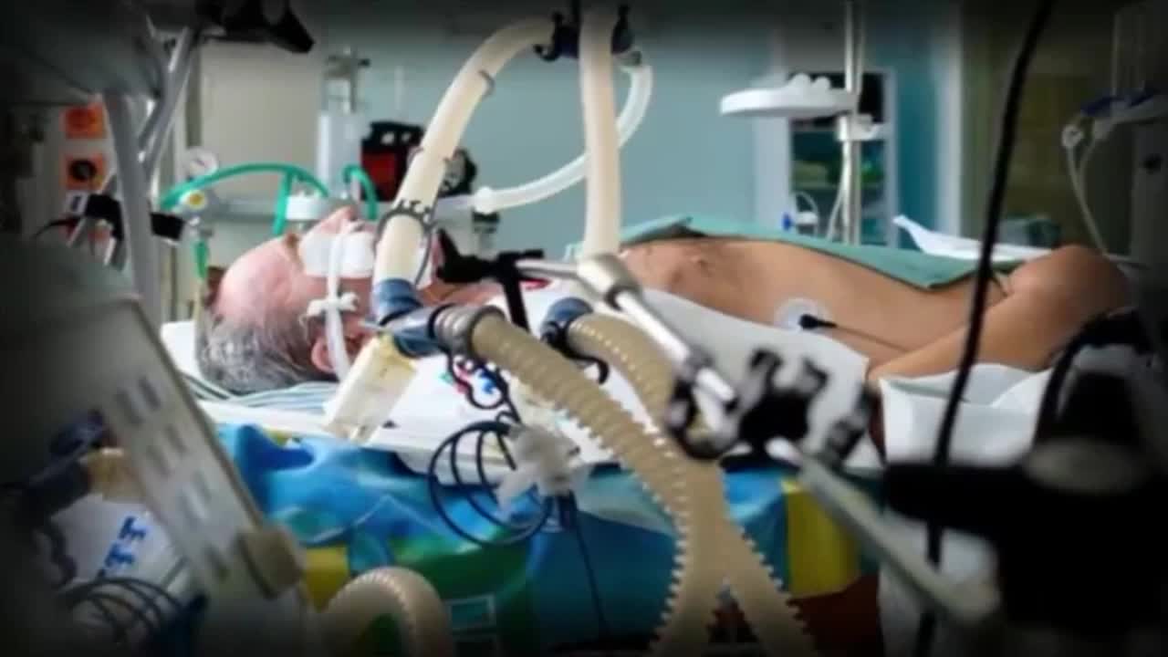 Nurses Whistleblow Hospital Deaths; Classified Docs at Pence’s Home; Is Ukraine the 51st State?