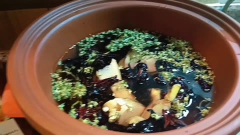 Cannabis , Hibiscus ,Ginger ,Lemon ,Honey & D.O.M