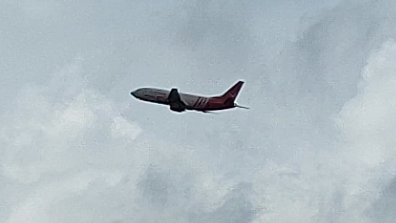 Decolagem do Boeing 737-300F HK-5370 de Manaus para Bogotá 🇧🇷🇨🇴
