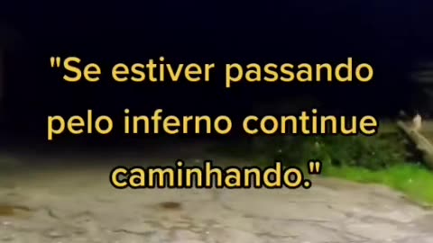 "Apesar de andar no vale da sombra da morte não temo o mal, pois sou o fdp mais cruel desse vale."