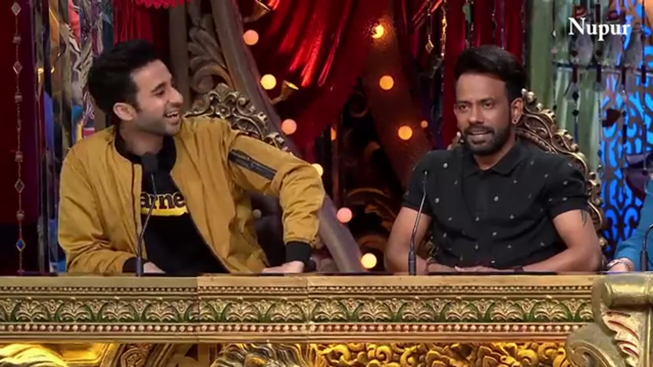 One boy beat all people in comedy circus