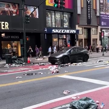 WHERES THE NYPD WHEN NEEDED WTF 🤬