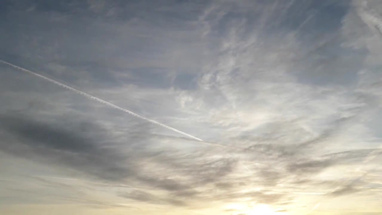 Chemtrails - Smugi chemiczne #262