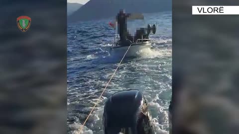 Pëson defekt skafi, 4 turistë të huaj ngelin në mes të detit, i shpëton policia kufitare