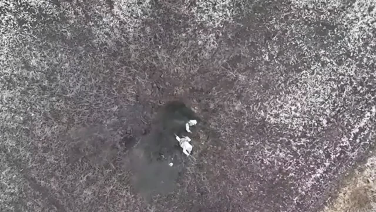 WAR IN UKRAINE: Ukrainian Drone Hits Two Russian Soldiers With Pinpoint Accuracy
