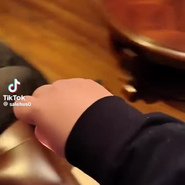 Безжичната телесна мрежа (WBAN) на практика. Глупендерите се радват на заробването си...