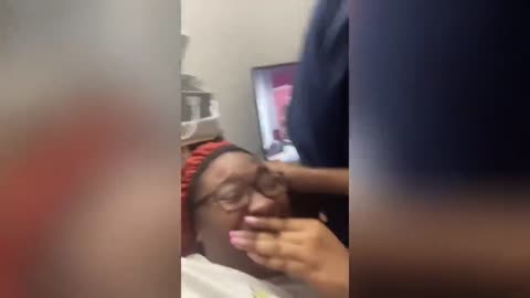 Try not to laugh😂