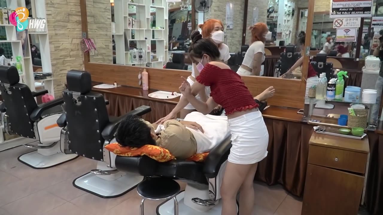 She is always funny and attentive, you will have to return to this massage barbershop more than once