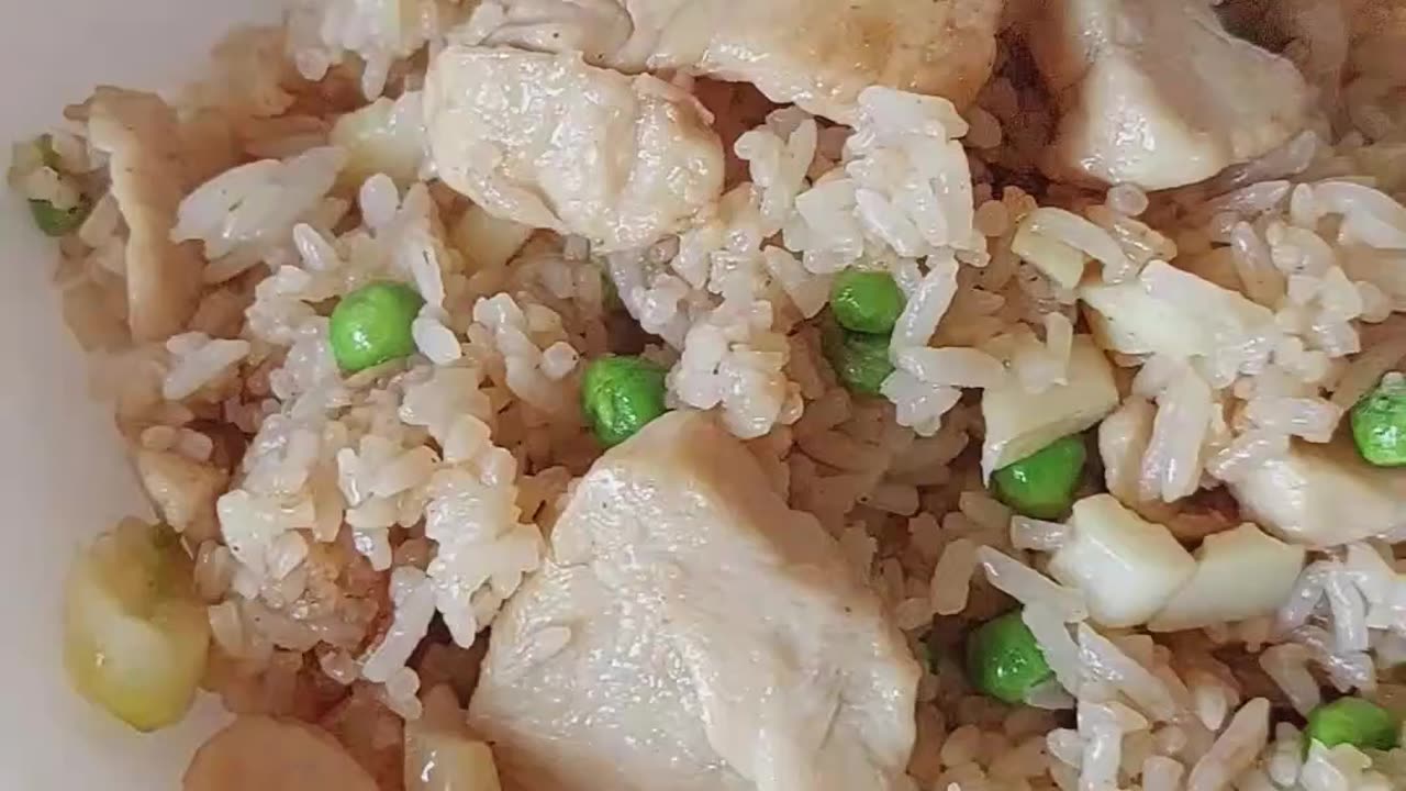 Daily Recipes: The Best Fried Rice. Fried Rice with Spring Rolls #recipe #friedrice #cooking #howto