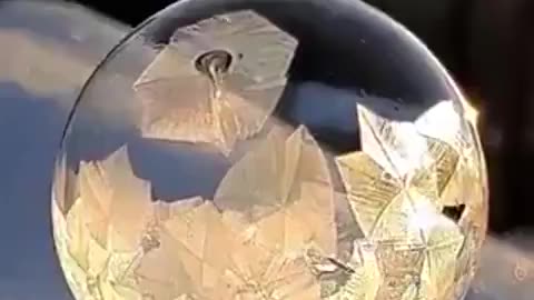 A Soap Bubble Freezing (time lapse)