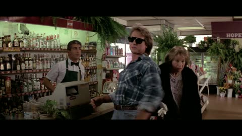 They Live (1988) - One That Can See